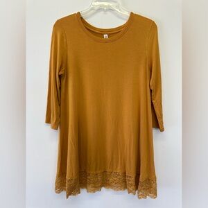 Zenana Outfitters Gold Boxy Tunic with Three-Quarter Sleeves
